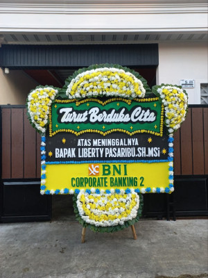 Papan Bunga Duka di Pematang Bandar