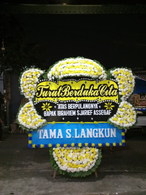 Papan Bunga Duka di Pematang Bandar